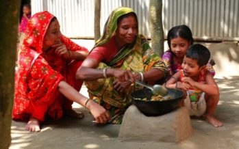 কোরবানির দিন কোনও একটি দরিদ্র গ্রামে